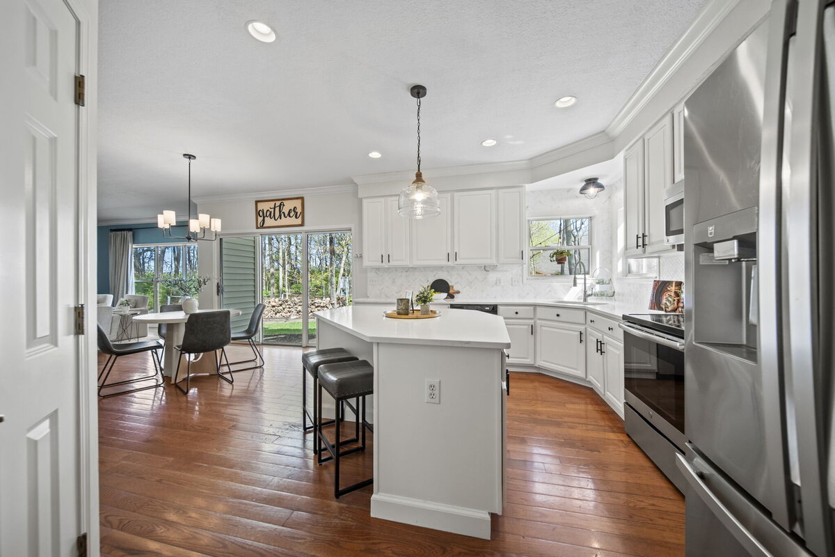 23-web-or-mls-A7404656