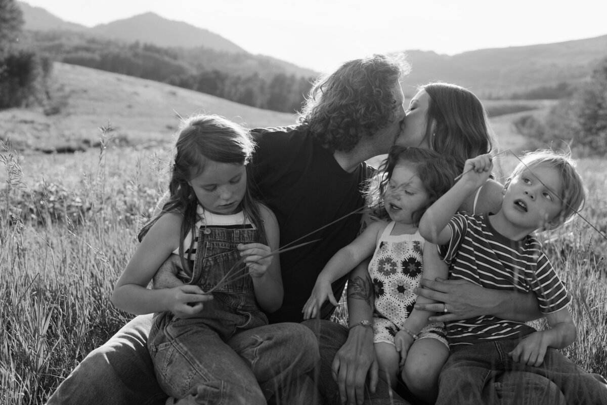 Mountain-Editorial-Family-photos-62