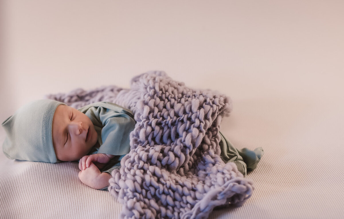 Brett Alan Summers newborn session0028