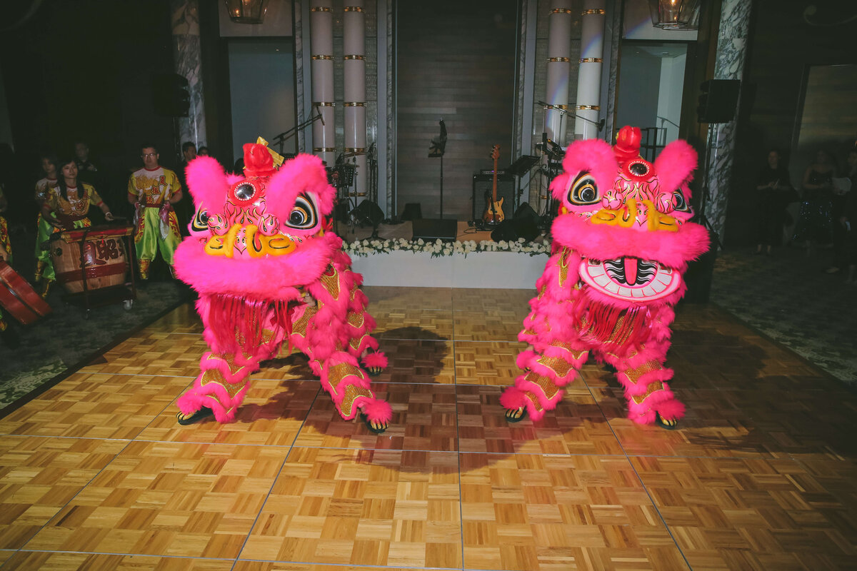 Hong Kong Wedding Dragon Dance