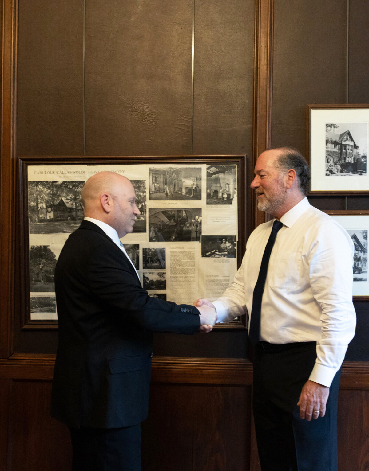 groom-and-best-man-preparation-callanwolde-fine-arts-center (1)