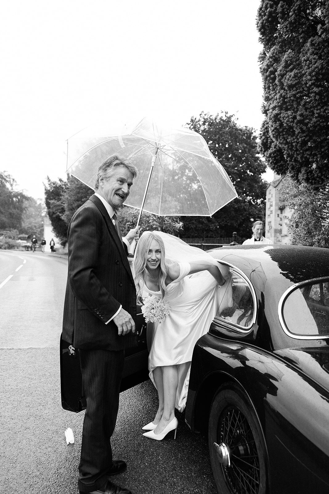 Summer-Estate-Wedding-In-English-Countryside13