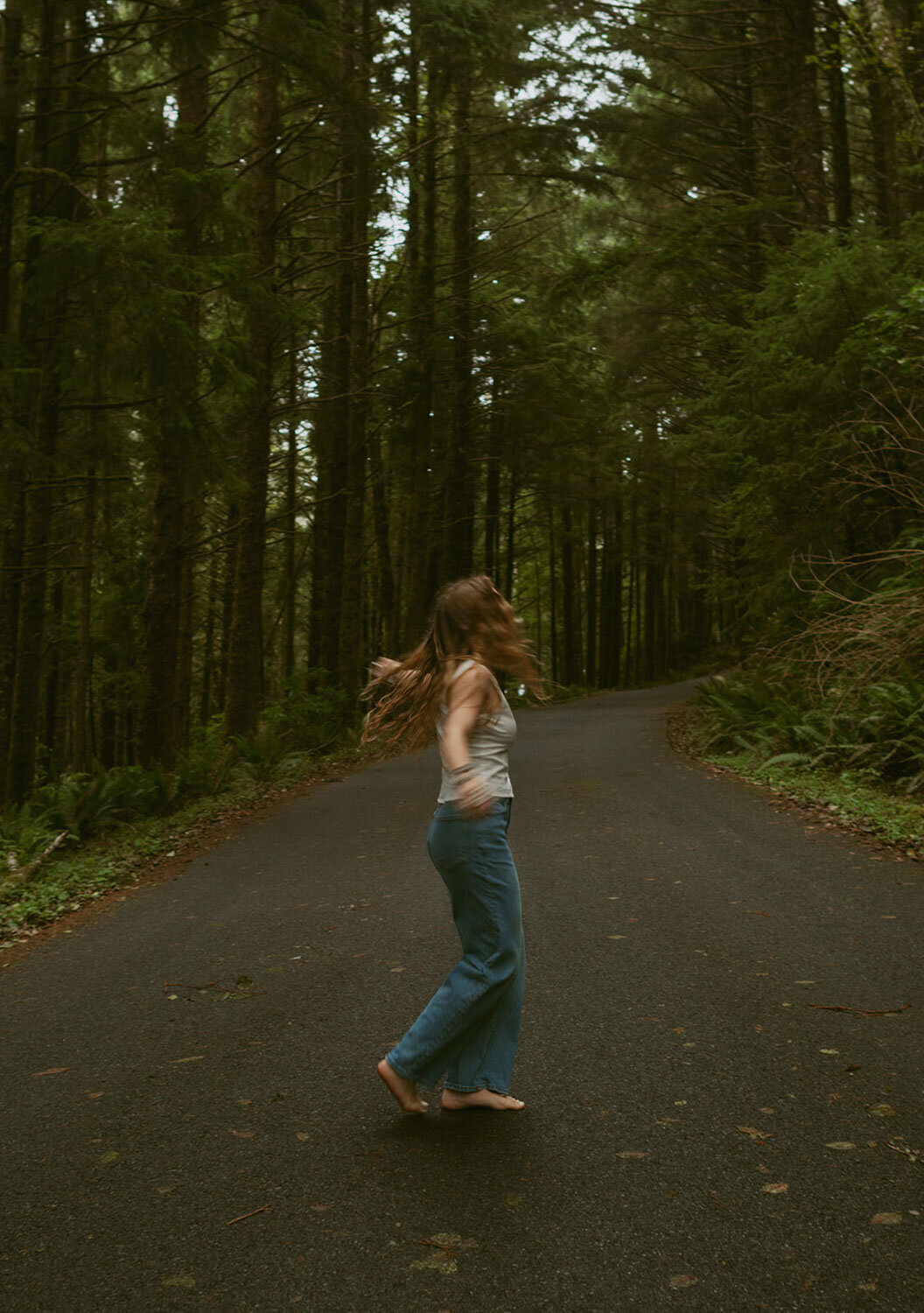 sierra-senior-photos-in-cannon-beach-senior-photography-by-emily-noelle-photo-098