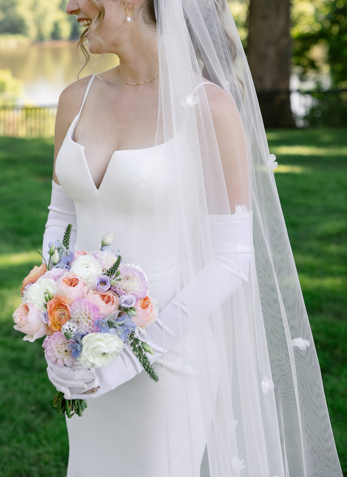 bridal-portrait-at-saint-clements-castle
