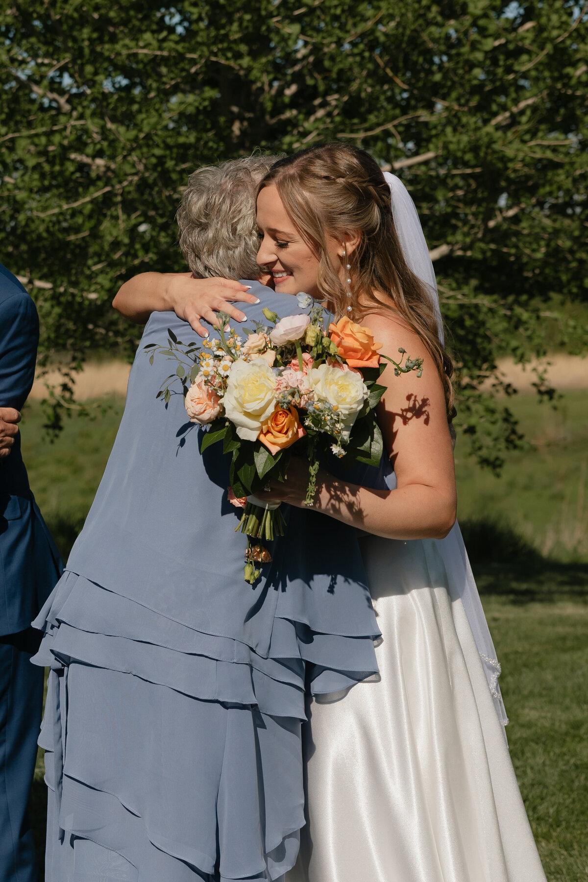 Sydney and Brant's Rustic Midwest Wedding Photography-464