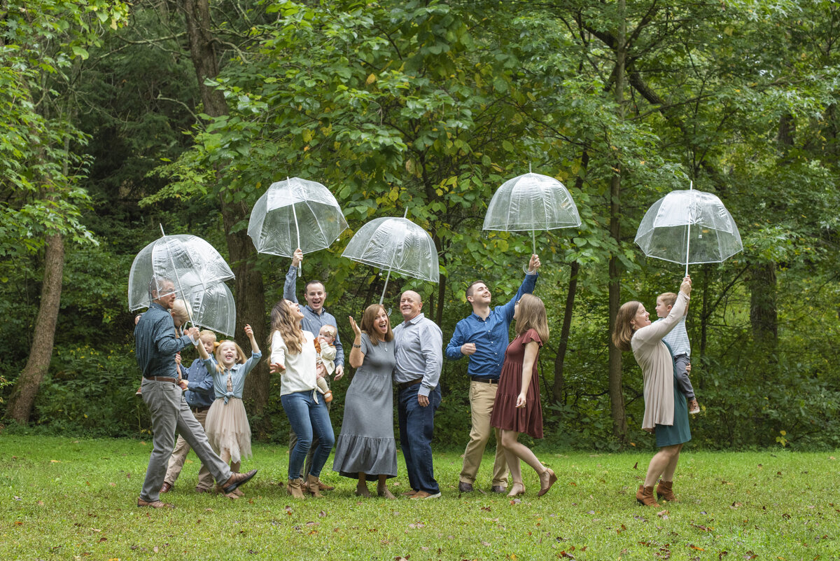 Family photography in the rain Asheville NC Botanical Gardens at Asheville