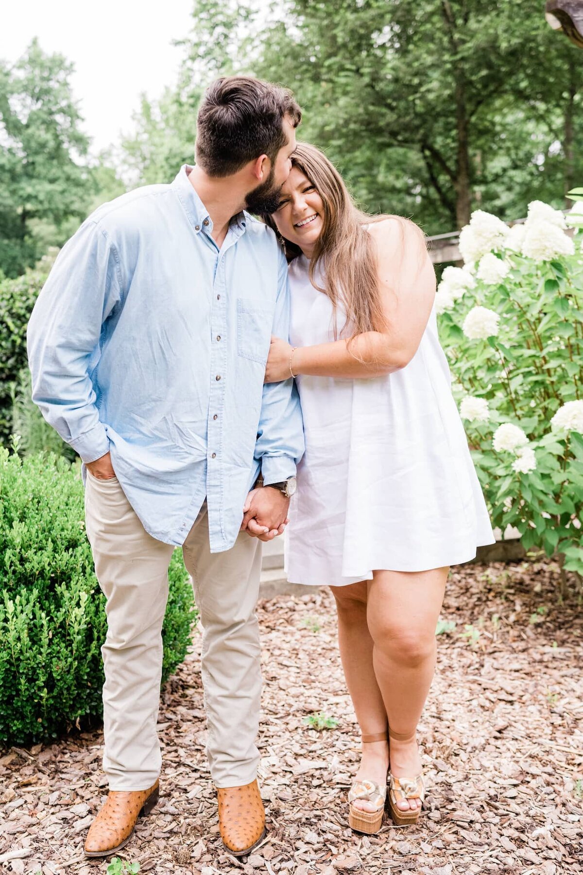 Elli-Row-Photography-CatorWoolford-Gardens-Engagement_2834
