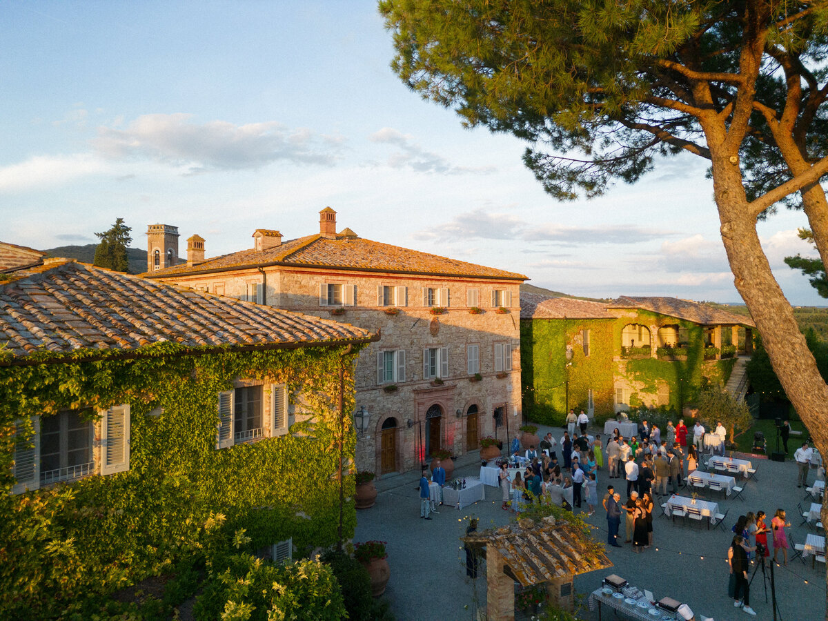 AshleyPigottEvents-Destination-Wedding-Weekend-Valentina&Stefano-BorgoSanFelice-Italy-013
