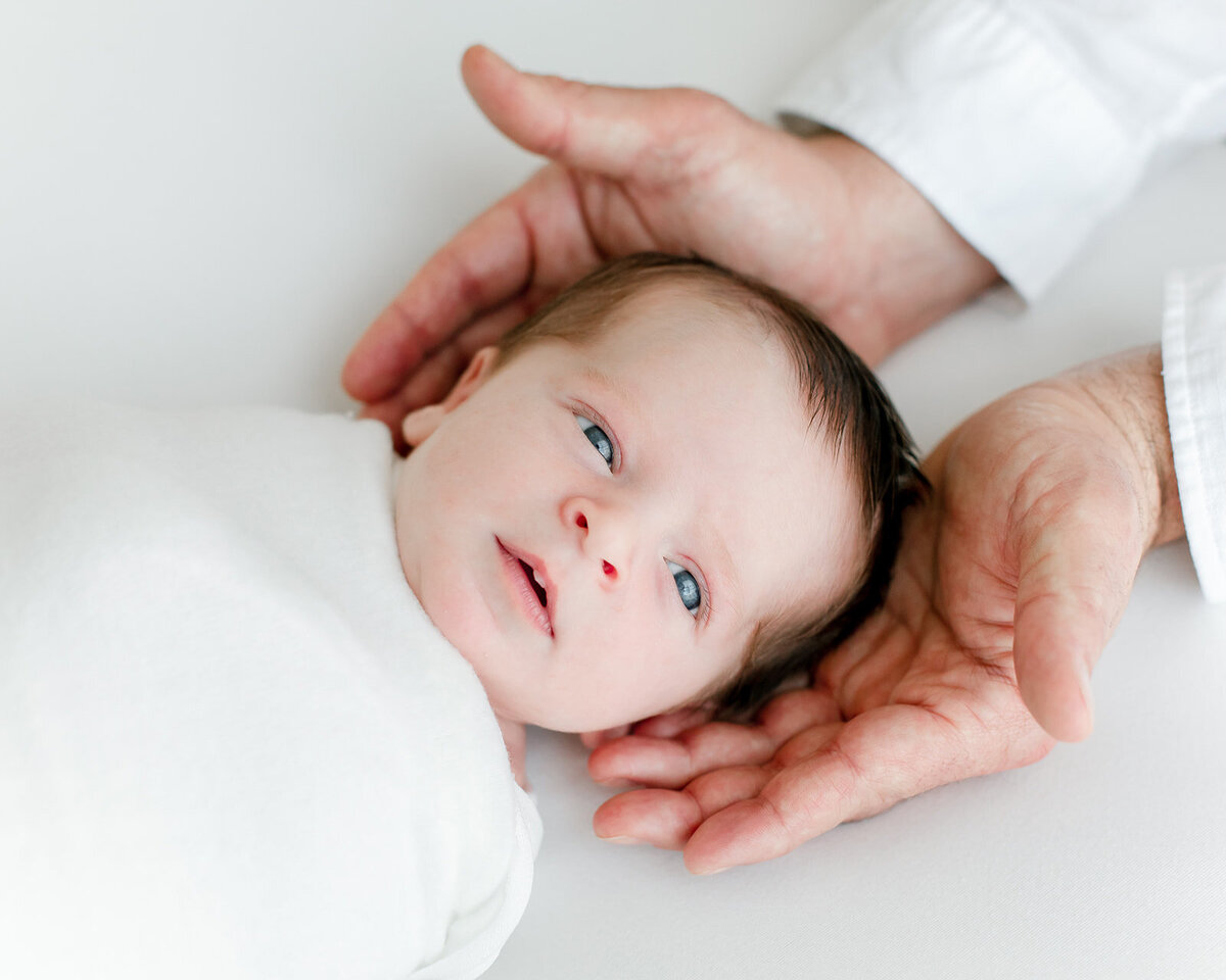 NewbornSession_RaleighNorthCarolinaPhotographer_JCranePhotography030