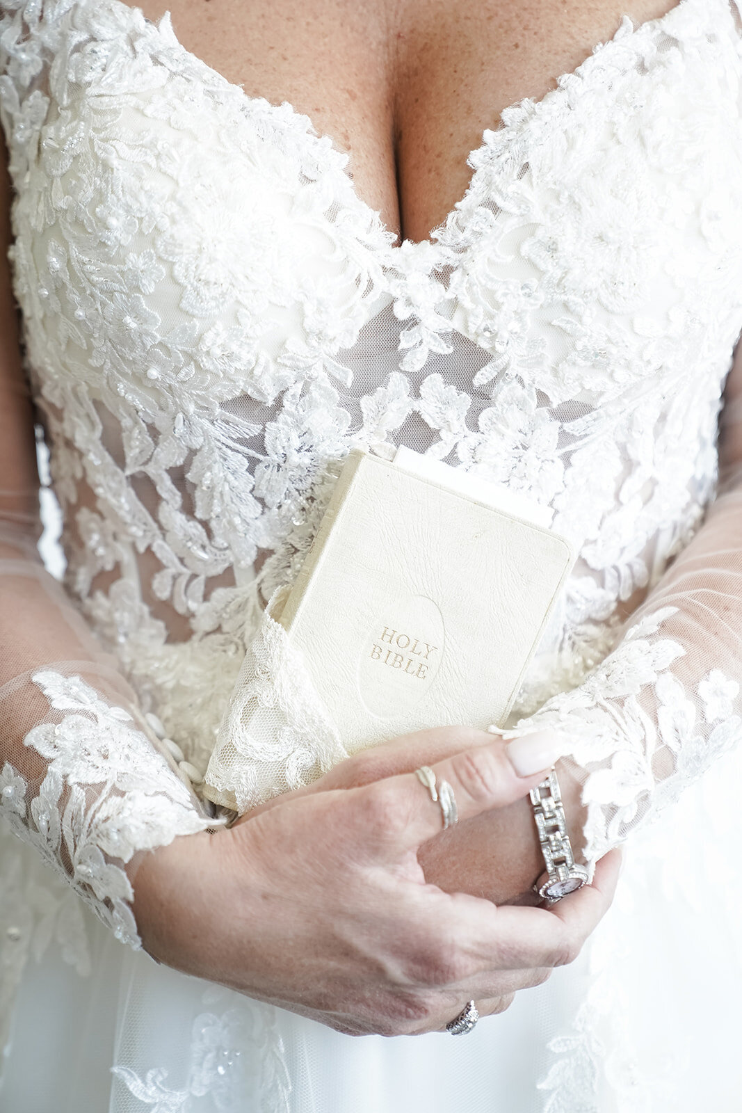 red-pine-lodge-utah-winter-wedding-2003-0635