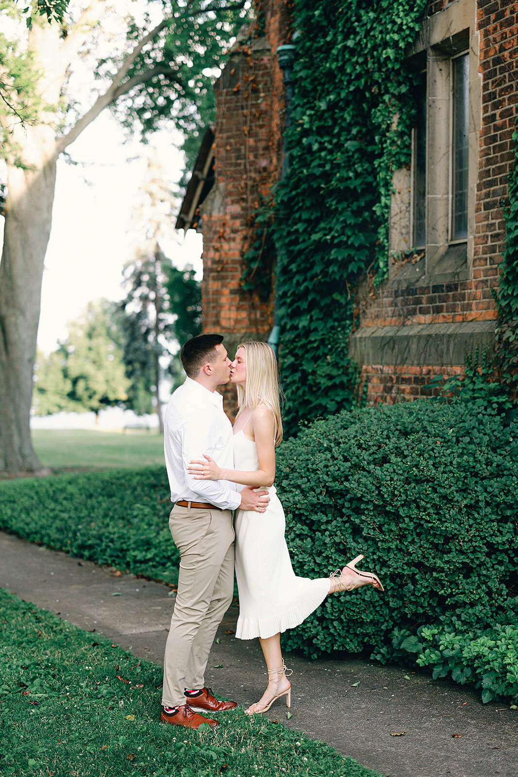 Grosse-Pointe-Engagement-Elise-Filliccia-Photography-8