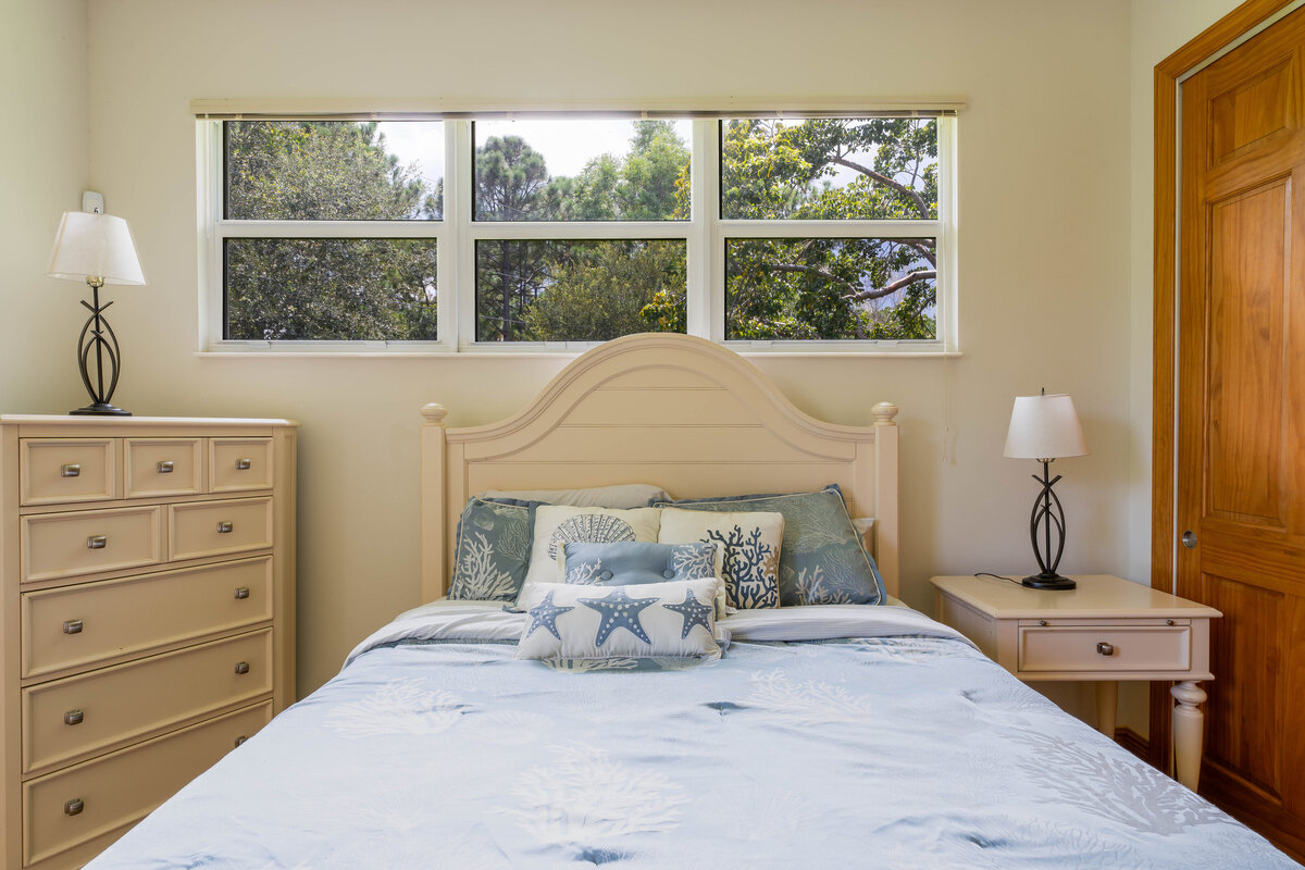 Bedroom 8 (4)