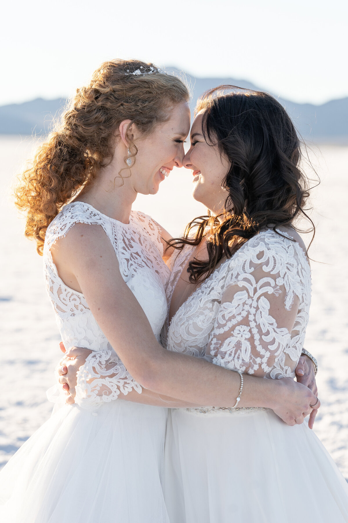 amber and holly salt flats elopement by kaci lou photography_816