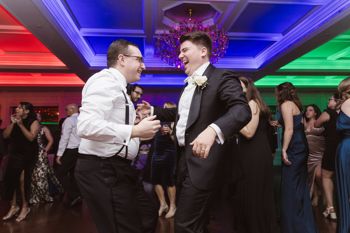 the-mill-lakeside-manor-nj-wedding-by-suess-moments-nj-photographer-8813