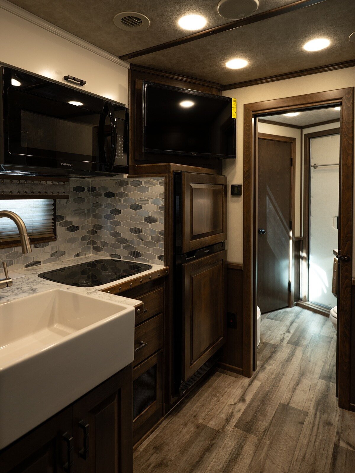 horse-trailer-conversion-interior-missouri-3