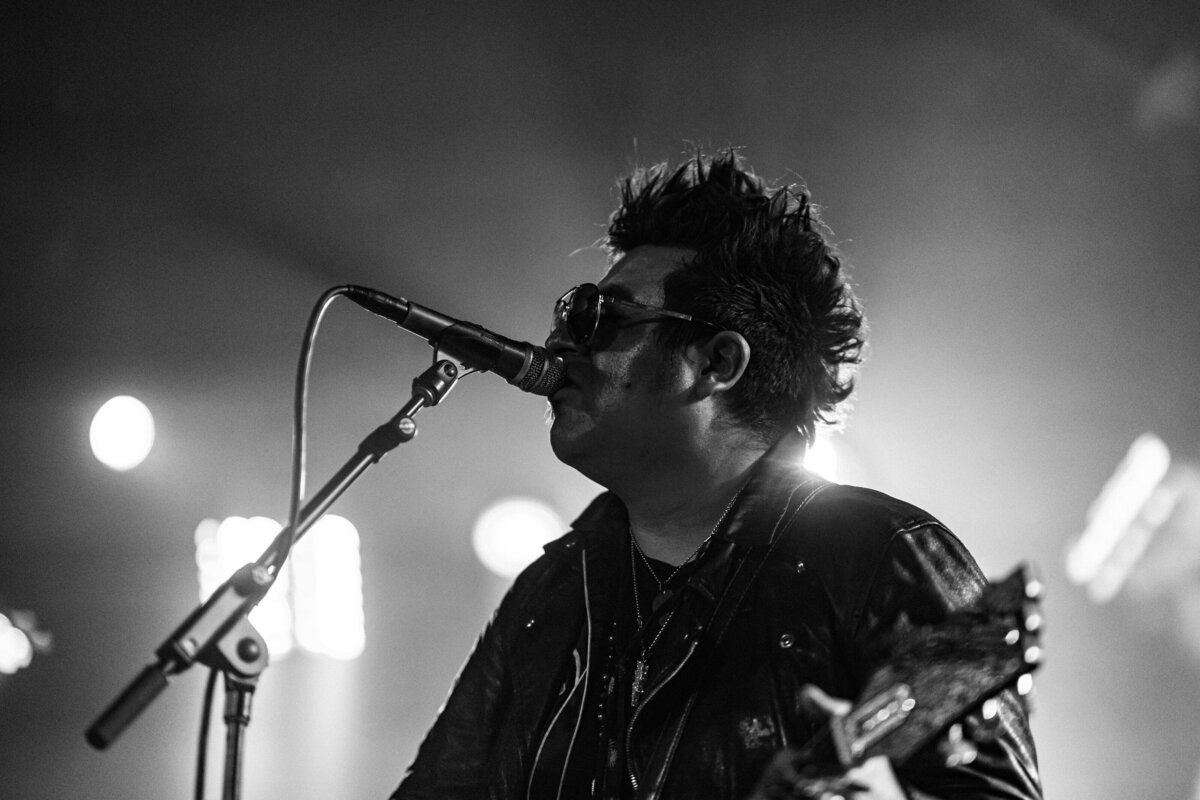 0083-falling-doves-duesenberg-outlaw-guitar-hollywood-whisky-a-go-go-0023