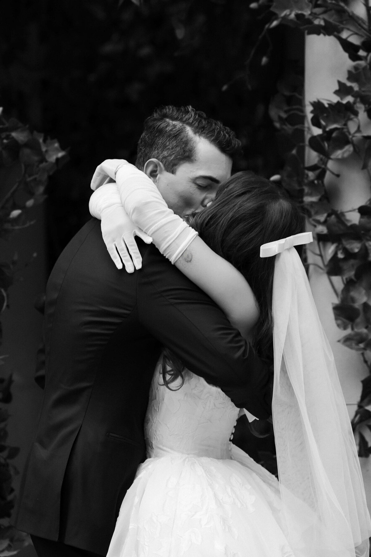 58riskyexposure_samantha-rydge_las-vegas-elopement-photography