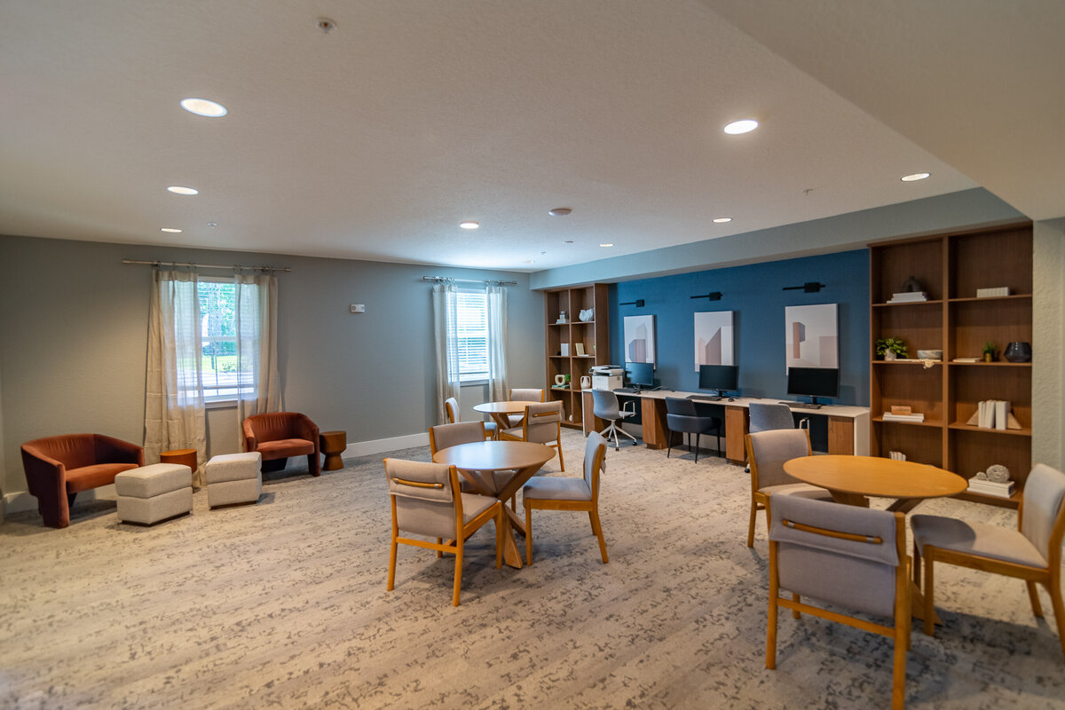 042324ROCHESTERPARK-49