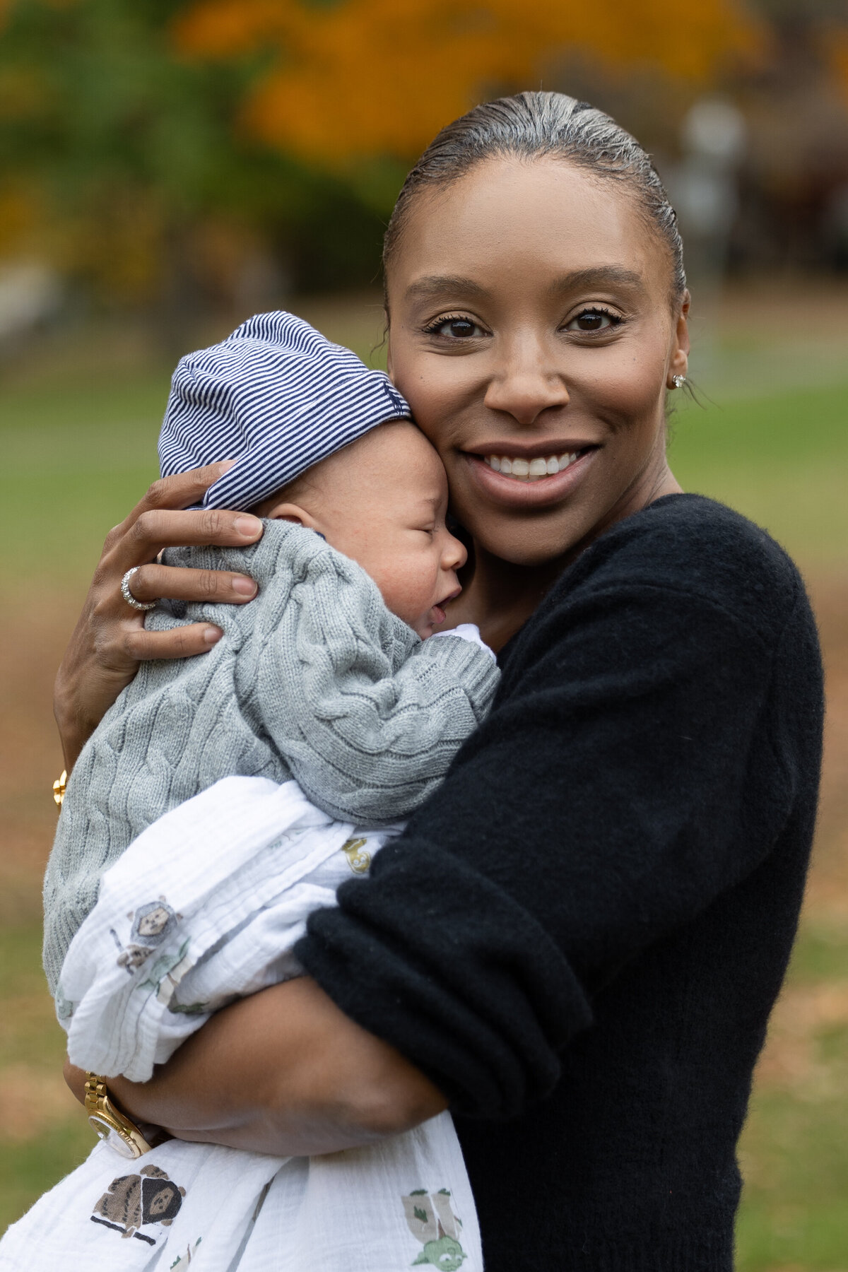 Photographe de famille Montréal Photo mère et enfant en automne