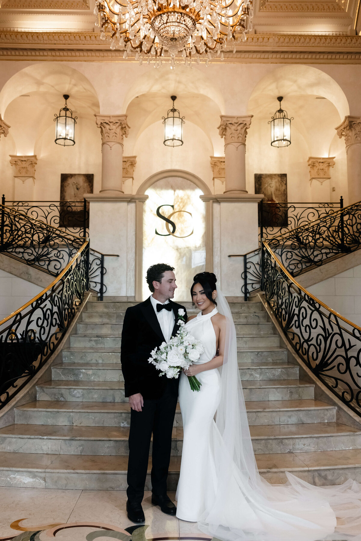 78riskyexposure_andrea-george_las-vegas-elopement-photography