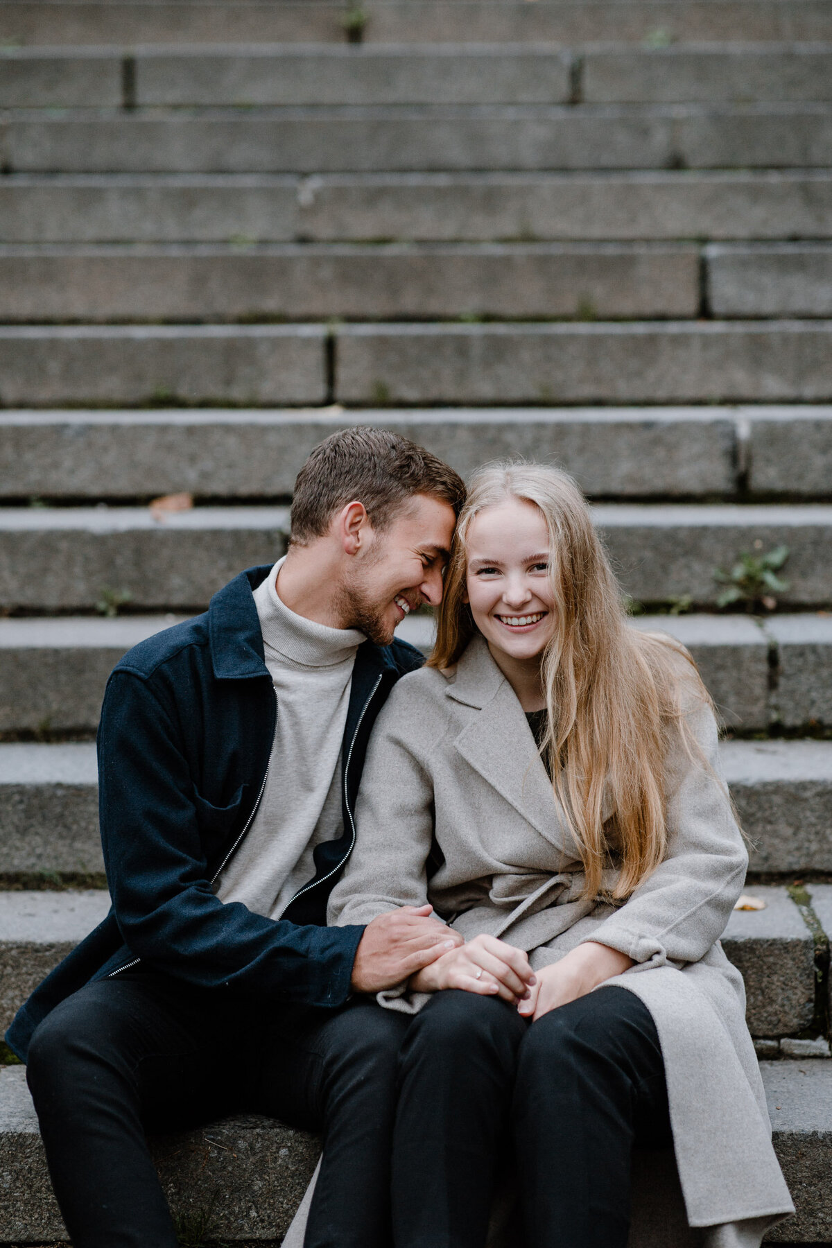 forlovelse_parfoto_charlottechristensen_Oslo_Sthanshaugen_høst-03