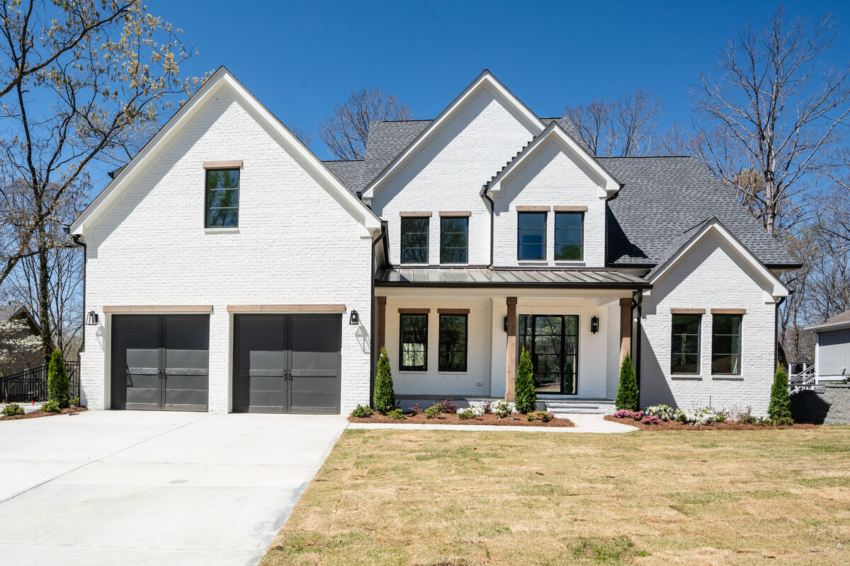 4211 Blackland Dr-029