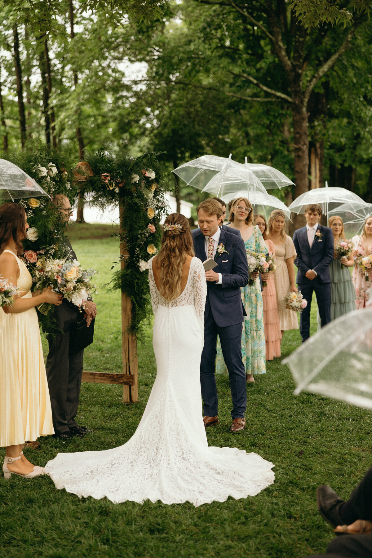 Outdoor Wedding Ceremony by Richmond Virginia Wedding Photographer