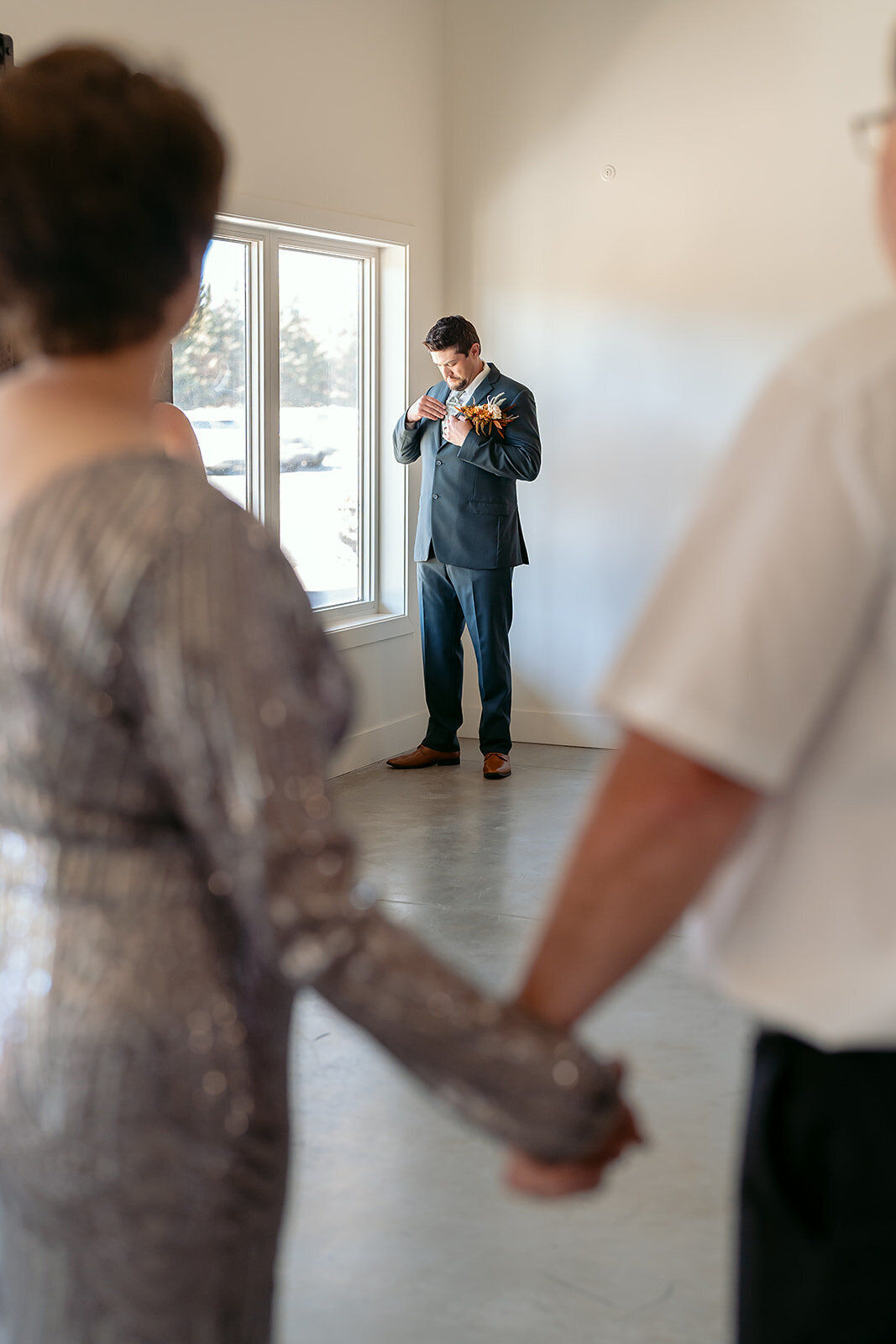 DAHLINWEDDING_GettingReadyGroom_0368_websize