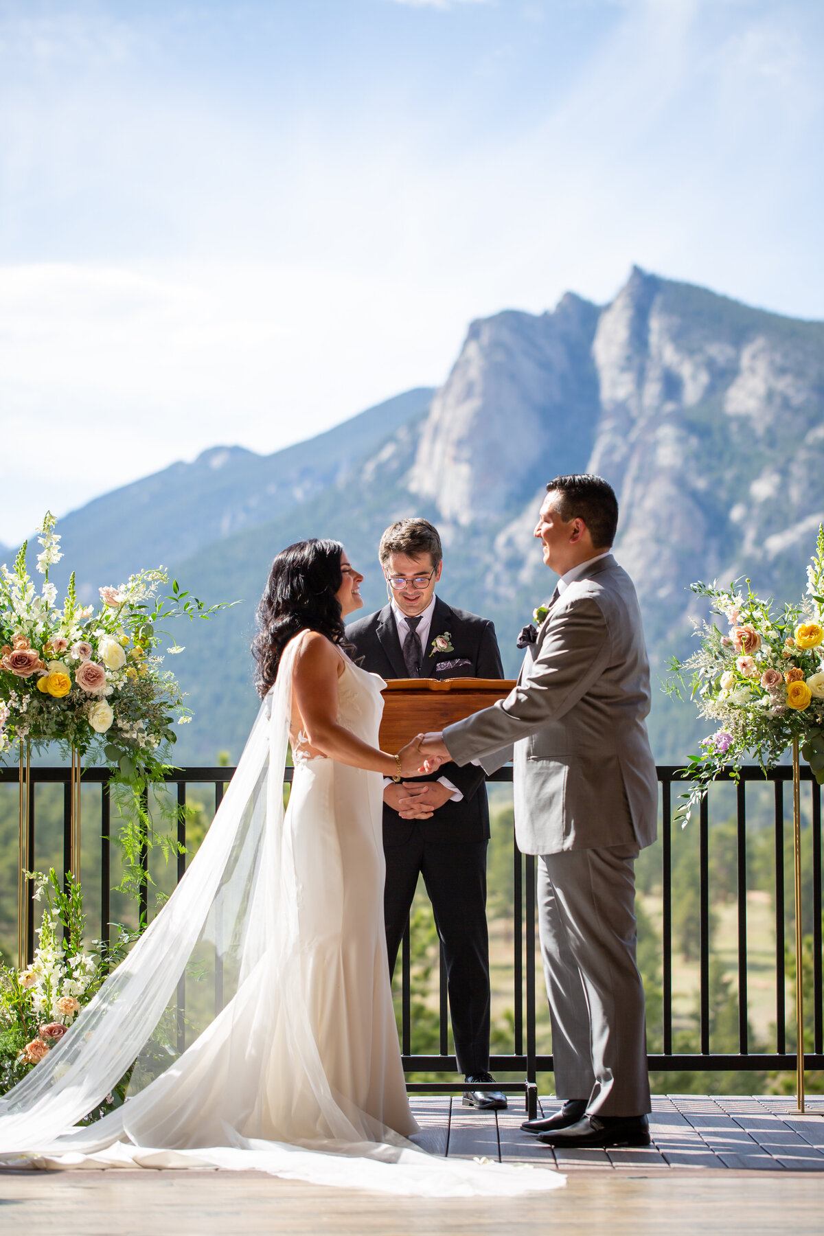 Black-Canyon-Inn-The-Boulders-Estes-Park-Wedding-19