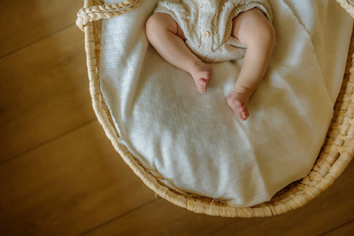 Explore the artistry of newborn photography in Calgary. Choose the best and preserve your baby's precious moments with Haley Skof Photography.