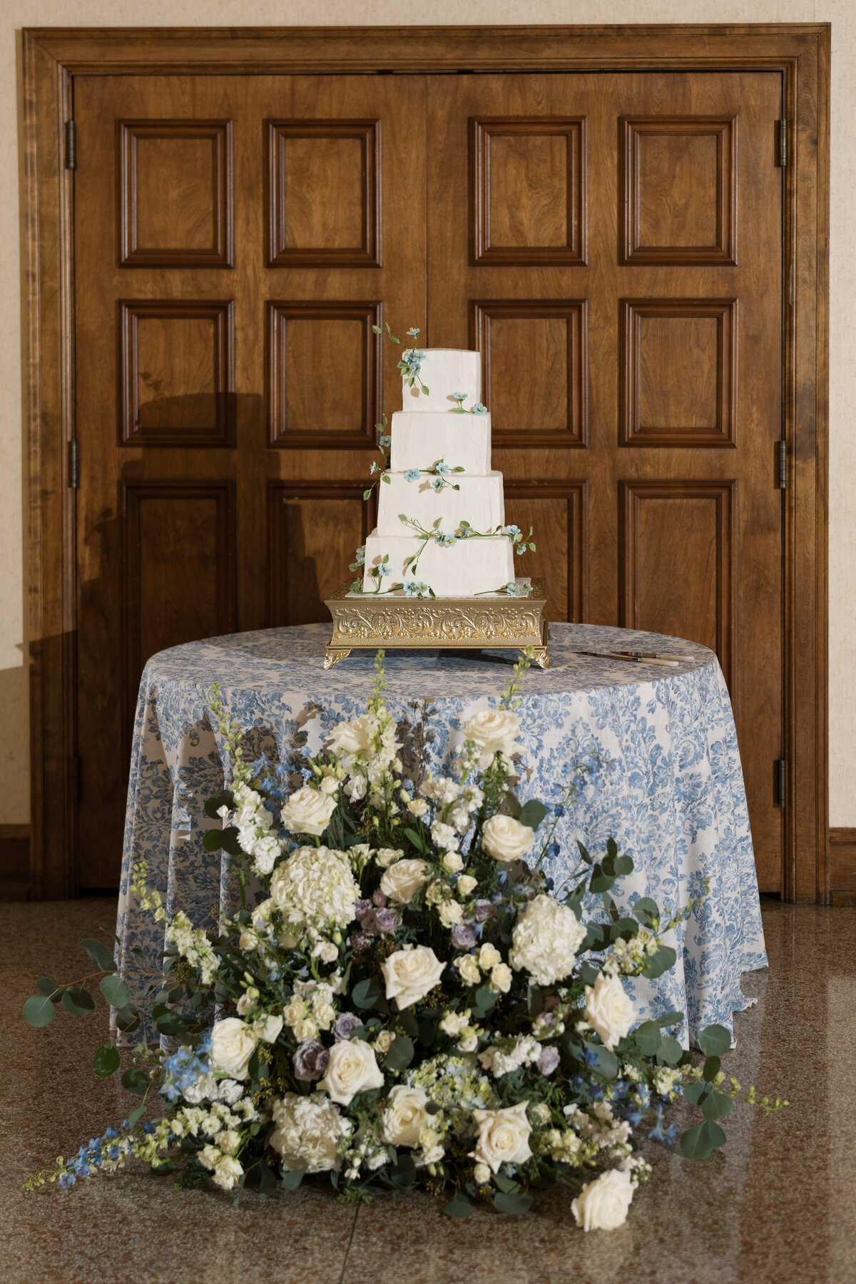 Wedding-Ceremony-Toledo-Ohio-Classic-Venue19