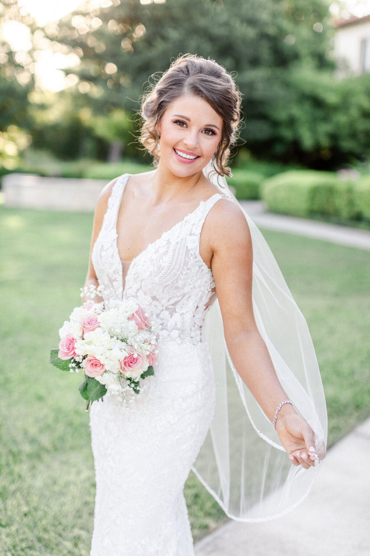 Landa-library-san-antonio-bridal-session-4