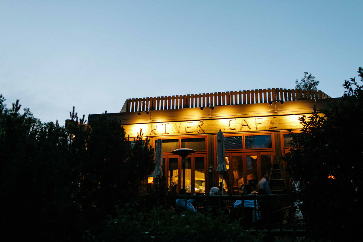 River Cafe, a riverside wedding venue in downtown Calgary, featured on the Brontë Bride Vendor Guide.