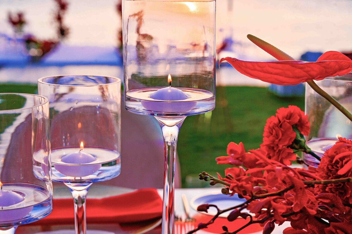 rock-your-event-wedding-styling-planner-designer-dubai-UAE-red-gold-coastal-luxury-wedding
