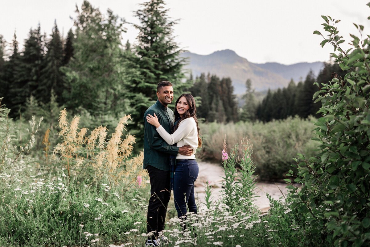 Gold Creek Pond Engagement_Megan Montalvo Photography_0001