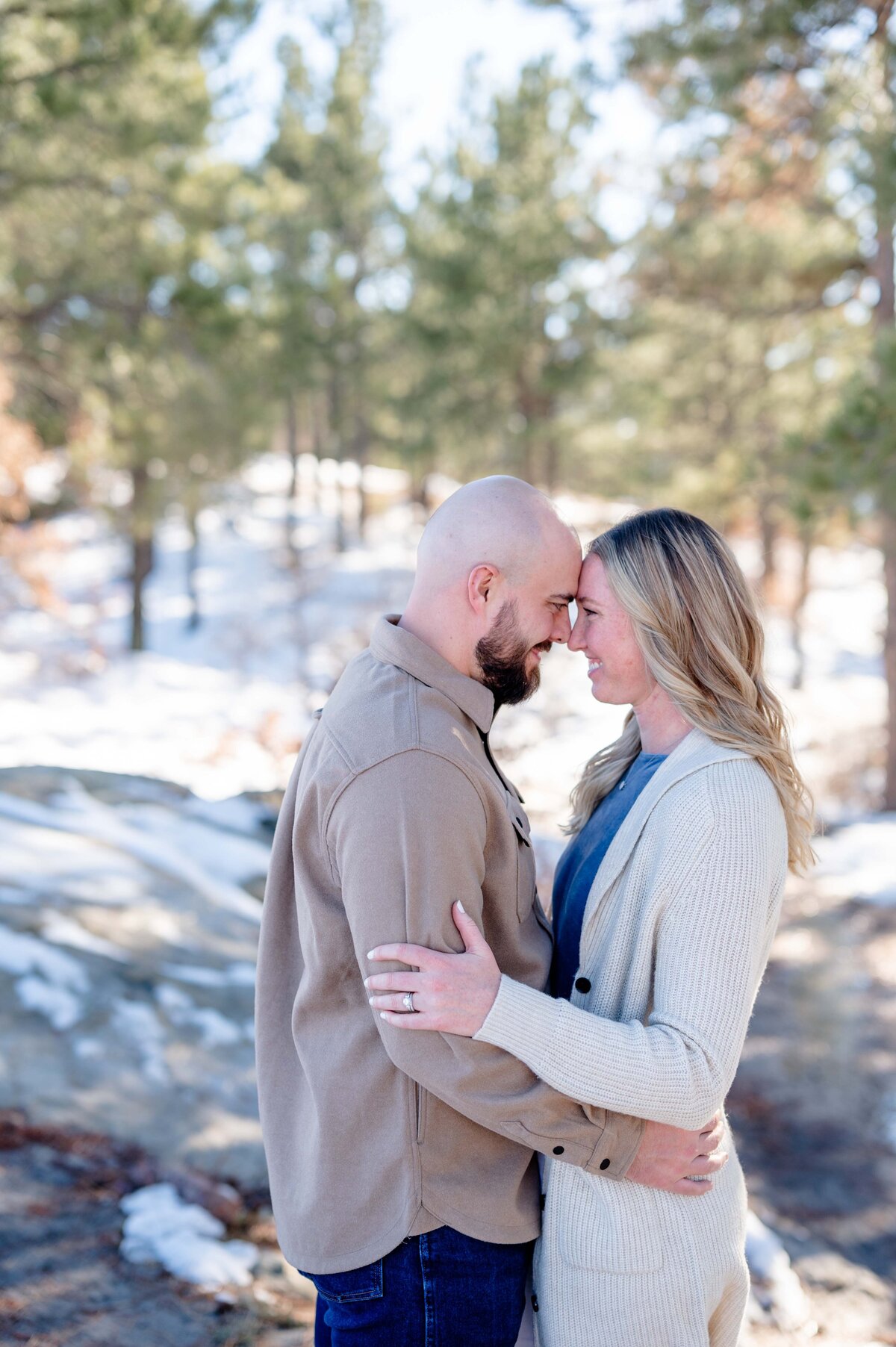 Colorado-Springs-CO-Ute-Valley-Pine-Tree-Christmas-Mini-Session-Magnolia-and-Grace-Photography-Co-CourtneyG-# (1)-8