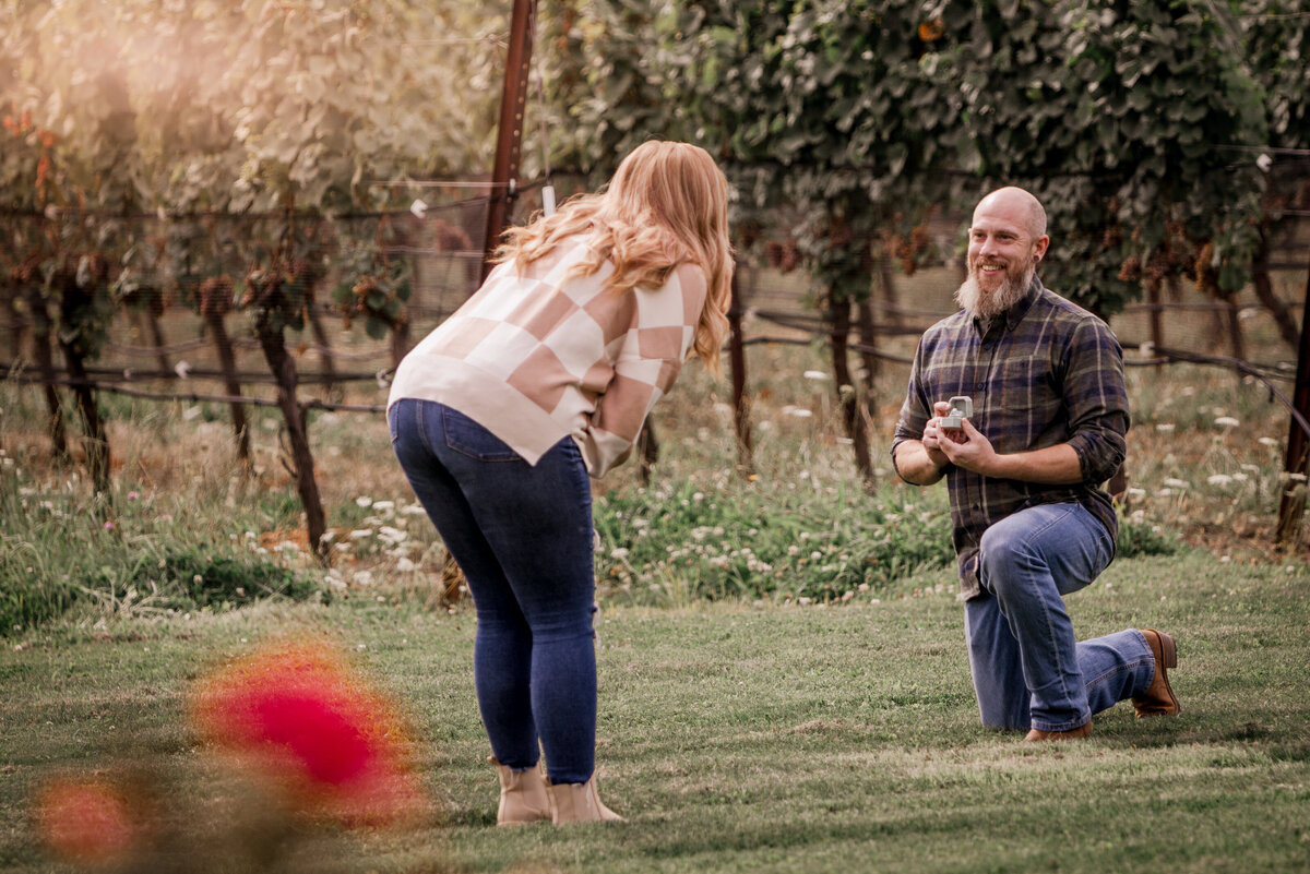 Mt. Hood photographer couple proposal Portland OR