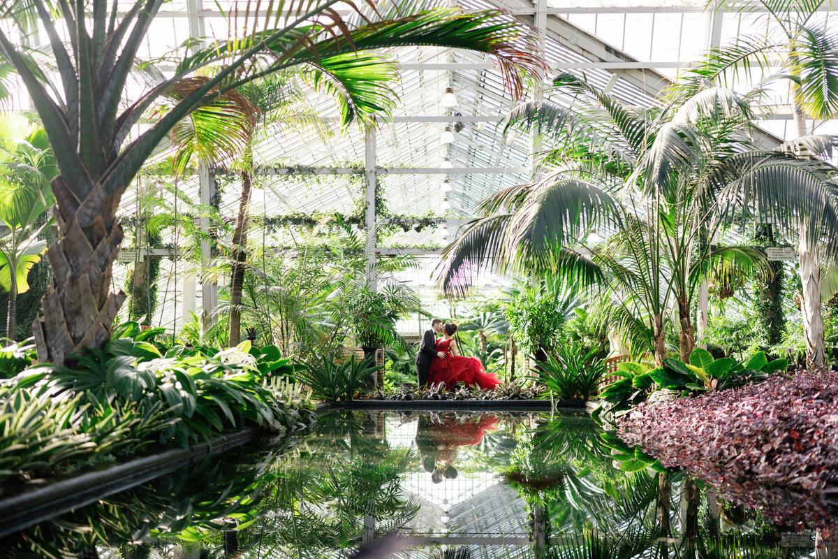 Aspen-Avenue-Chicago-Wedding-Photographer-Grace-and-Ivory-PressRoom-bryjeanartistry-Editorial-tamara-holden-Garfield-Park-Conservatory-ECBG-Cake-FAV-35