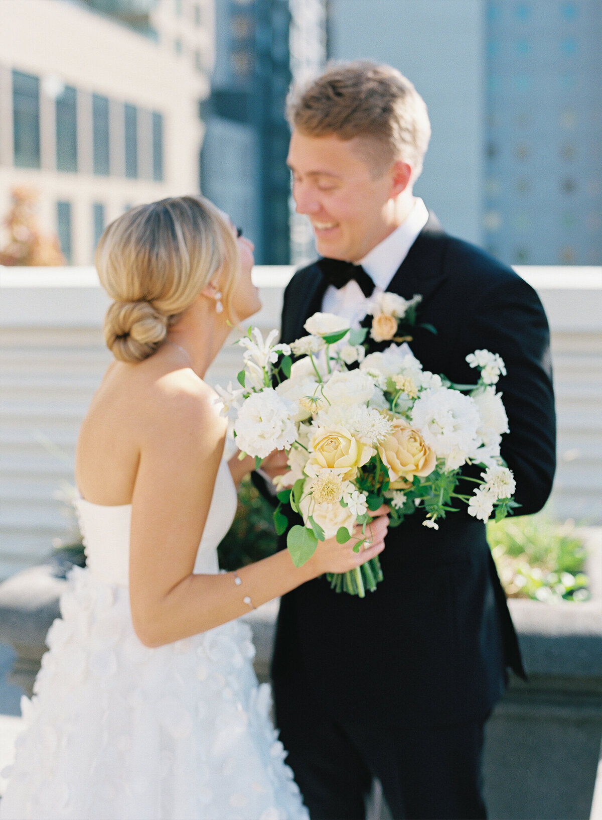 Four Seasons Hotel Seattle Wedding Phyotographer - 11