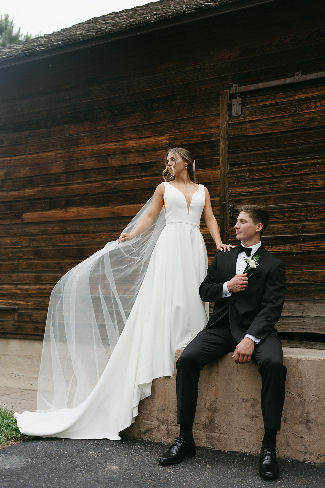 Emily_Zach_Wedding_CouplePortraits-20