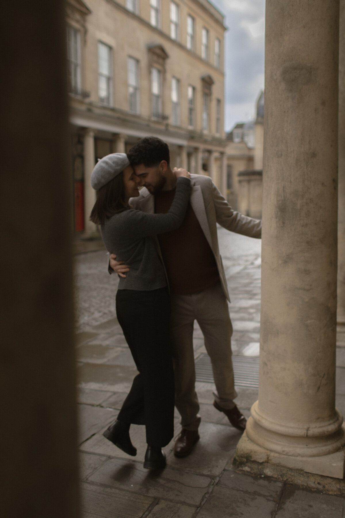 Bath-city-engagement-photographs-16