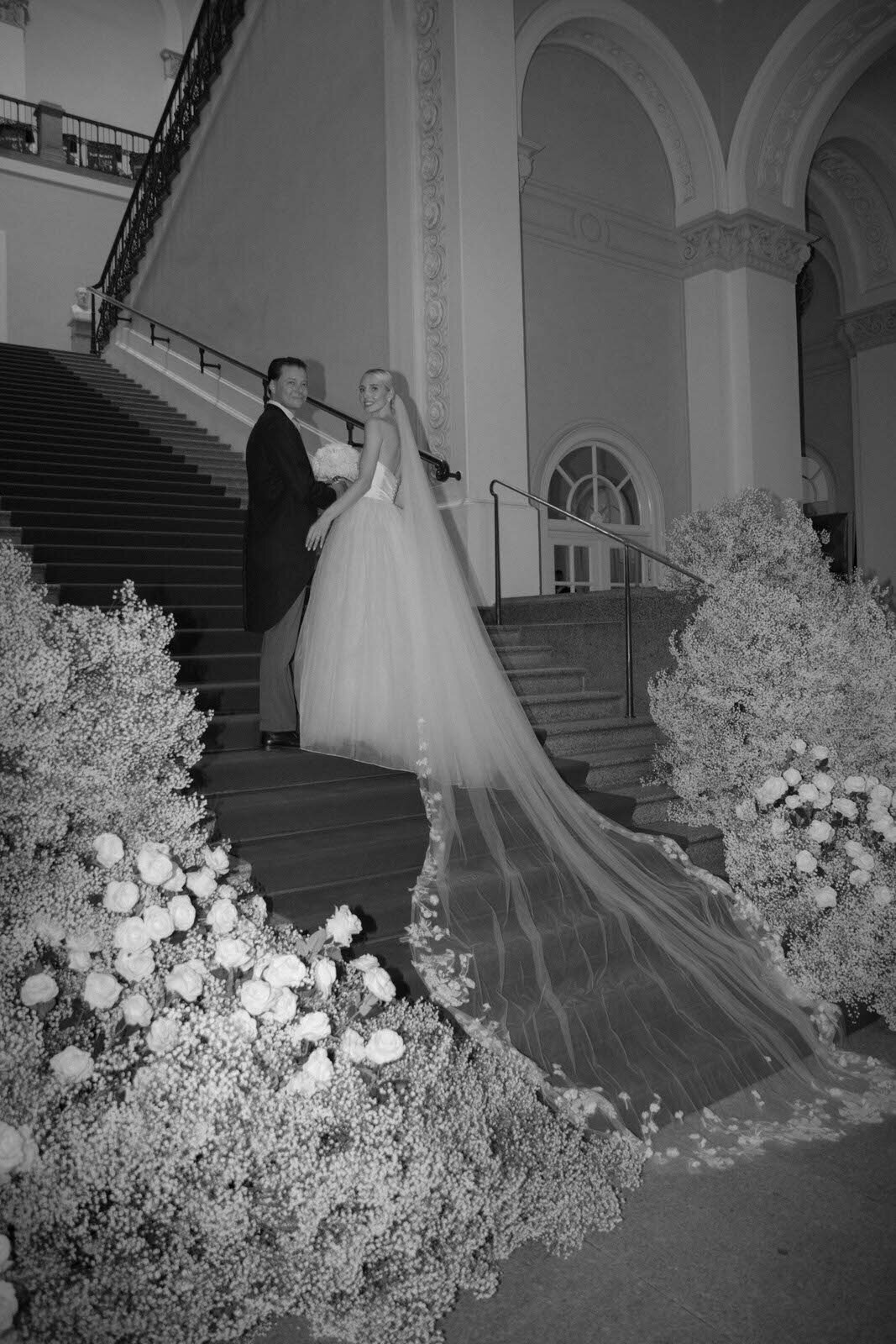 Flora_And_Grace_Munich_Editorial_Wedding_Photographer (173 von 424)