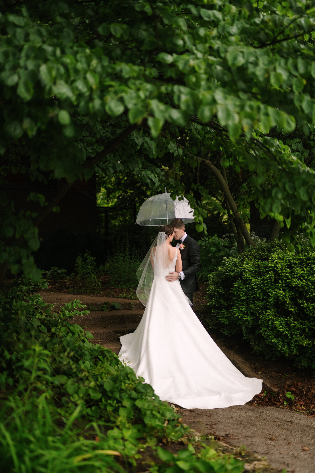 Ed and Aileen Photography Chicago Illinois Digital Film Wedding Engagement Photographers Destination Cafe Brauer32