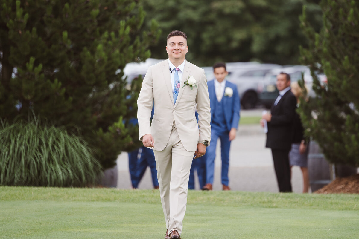 ceremony-groom-entrance-at-skyview-golf-club