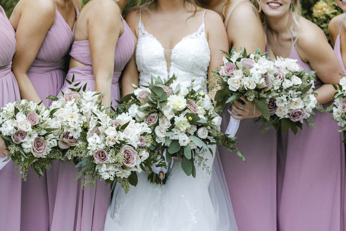 bride-and-her-bridesmaid-flowers