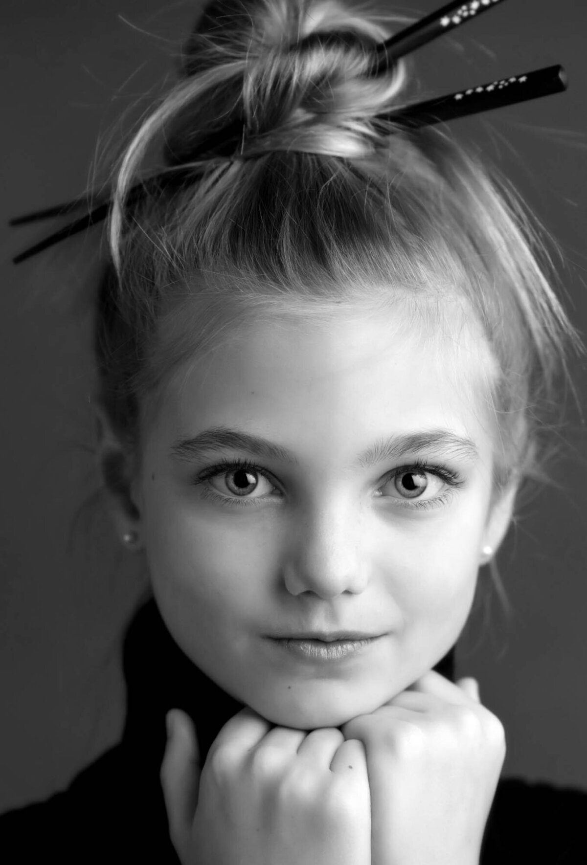 family kid portrait photographer stylish trendy