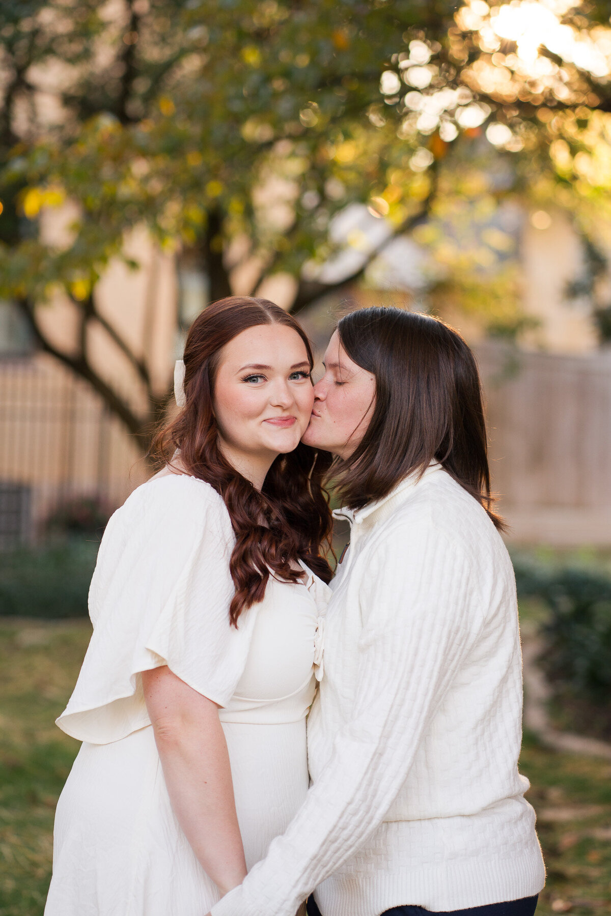 fall-engagement-photography-louisville-1