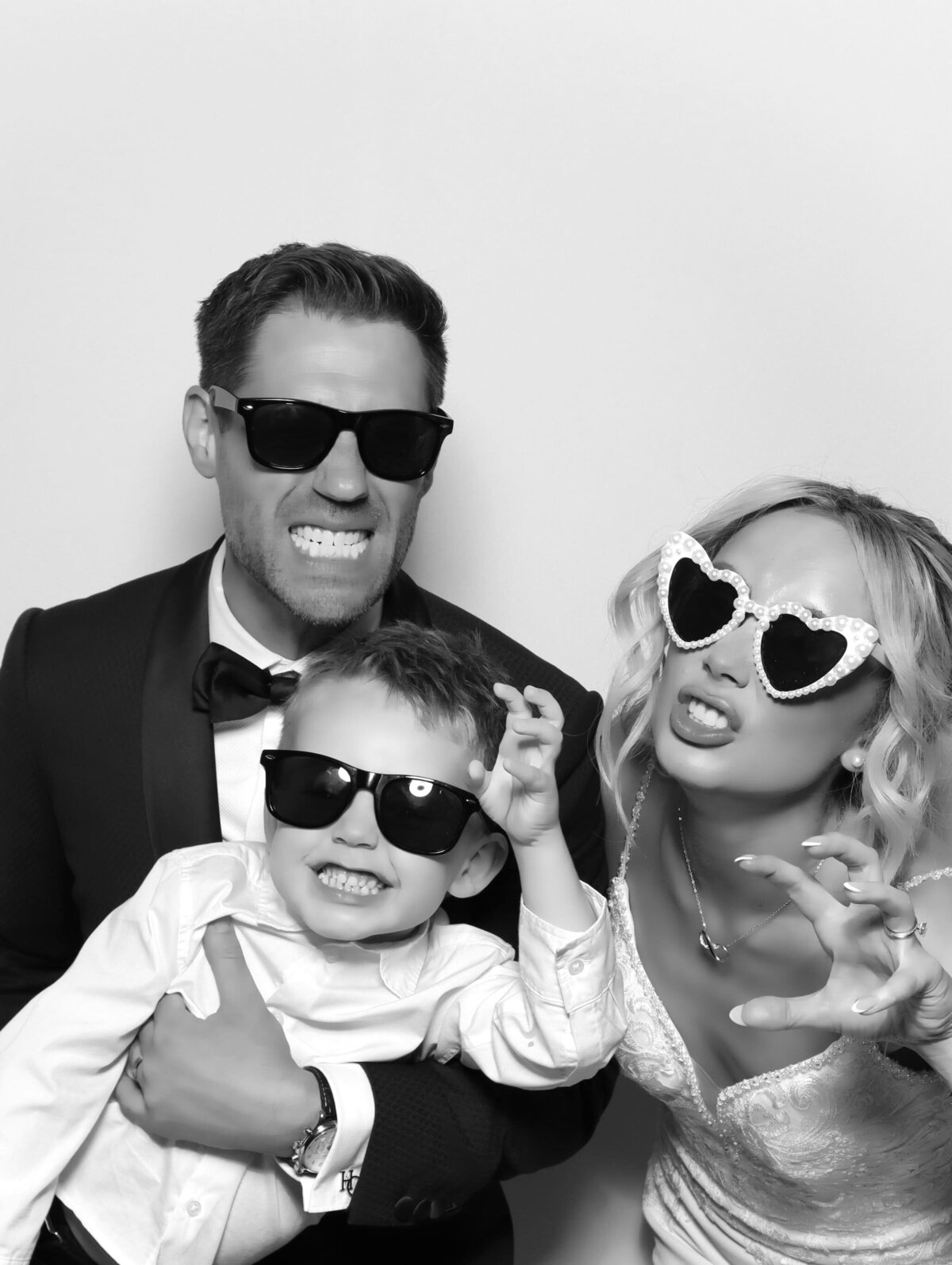 photobooth_london_essex_weddings_11