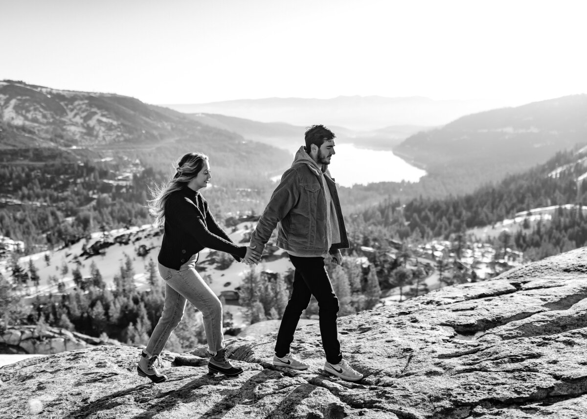 03122022_Kaci+Tyler_DonnerPassCA_AnjaJensenPhotography-119