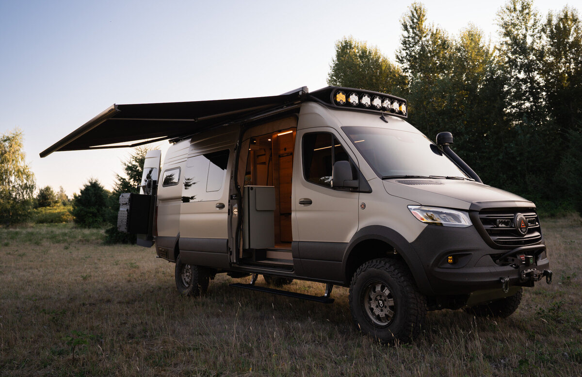 1_CeCeVan122_BenchmarkVehicles2025CeceVan122_BenchmarkVehicles2025_DSC3845